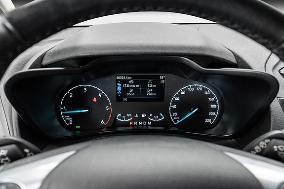Ford Transit Connect 15 of 27