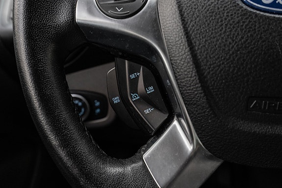 Ford Transit Connect 14 of 27