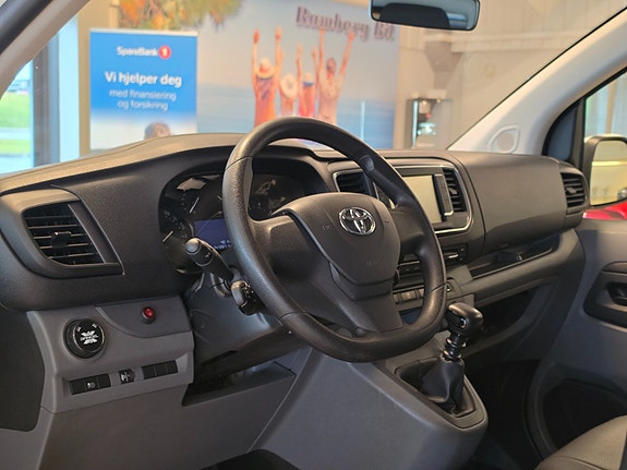 Toyota Proace 11 of 30