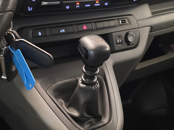 Toyota Proace 29 of 30