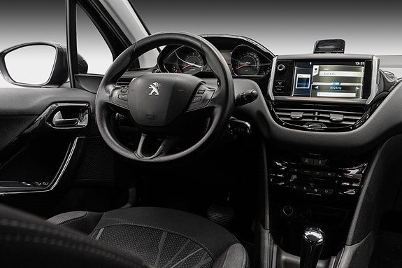 Peugeot 208 9 of 24