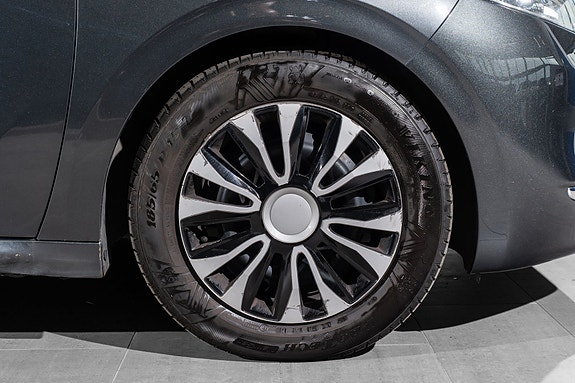 Peugeot 208 24 of 24