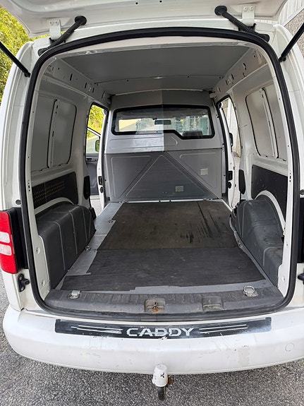 Volkswagen Caddy Maxi 3 of 11