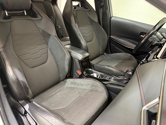 Toyota Corolla 26 of 30