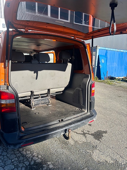 Volkswagen Transporter 5 of 16