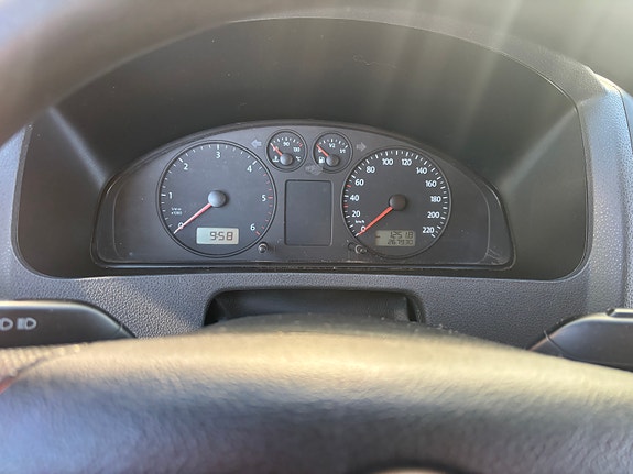 Volkswagen Transporter 7 of 16
