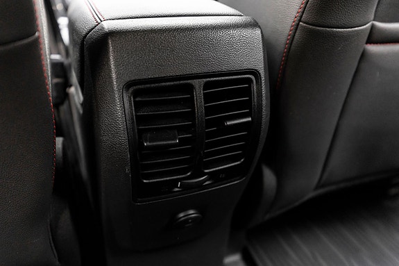 Ford Kuga 23 of 28