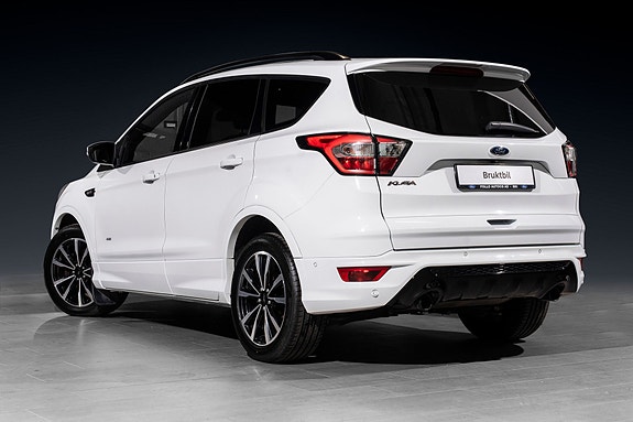 Ford Kuga 6 of 28