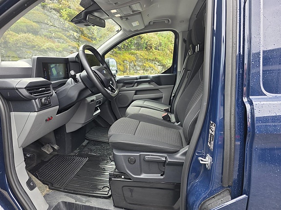 Ford Transit Custom 7 of 9