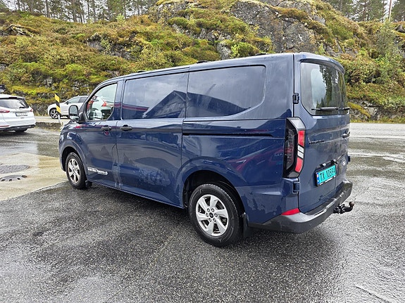 Ford Transit Custom 6 of 9