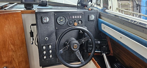 SAGA 25 TURBO 5 of 8