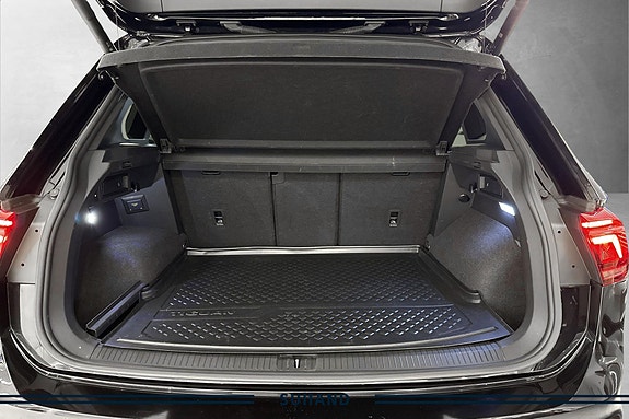 Volkswagen Tiguan 24 of 28