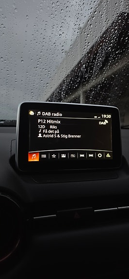 Mazda CX-3 10 of 14