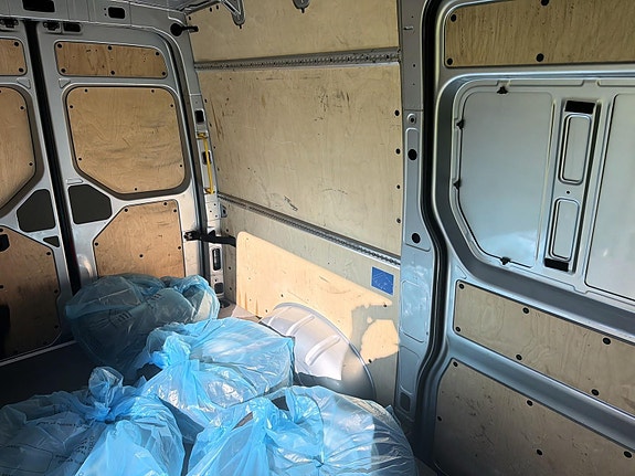 Volkswagen Crafter 17 of 19