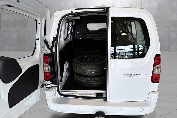 Toyota Proace City 16 of 19
