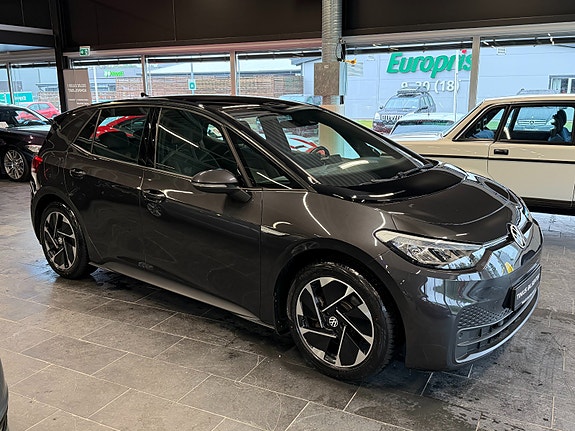 Volkswagen ID.3 3 of 15