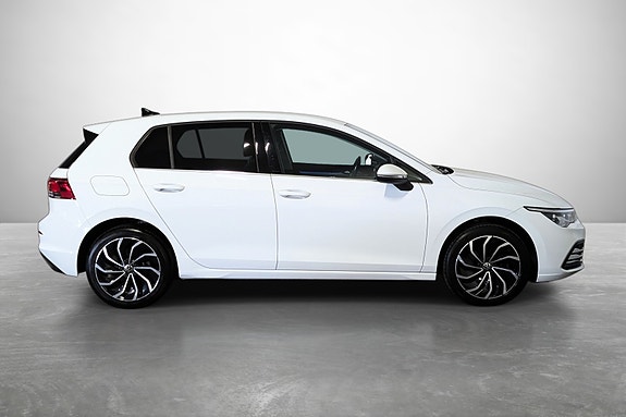 Volkswagen Golf VIII 4 of 19