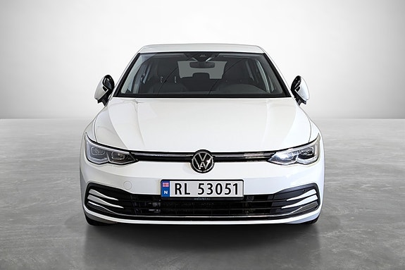 Volkswagen Golf VIII 2 of 19