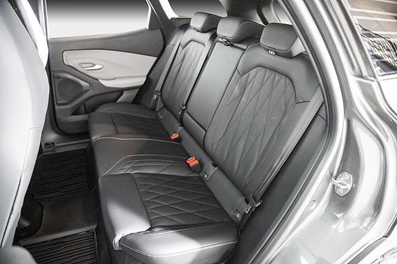 Ford Explorer 20 of 29