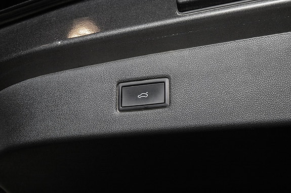 Ford Explorer 24 of 29
