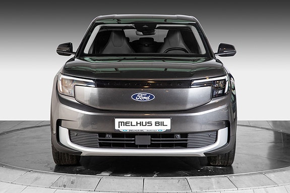 Ford Explorer 2 of 29