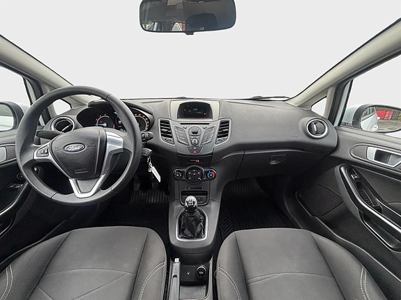 Ford Fiesta 9 of 10
