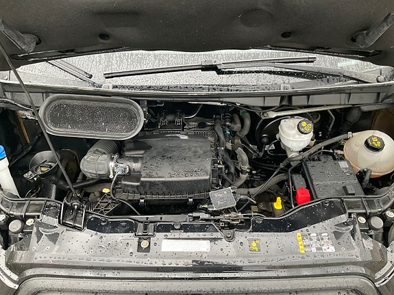Ford Transit 9 of 30