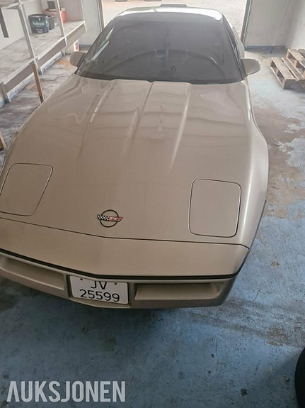 Chevrolet Corvette 4 of 24