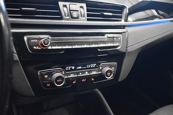 BMW X1 18 of 24