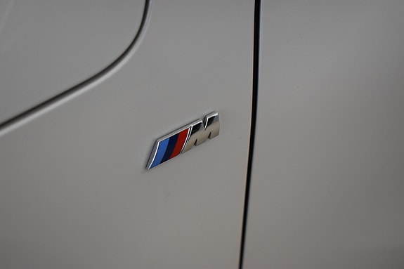 BMW X1 20 of 24