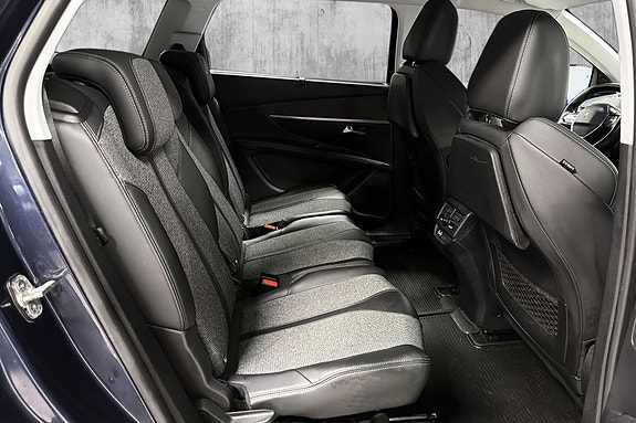Peugeot 5008 23 of 25