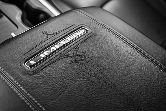 Dodge RAM 1500 30 of 30