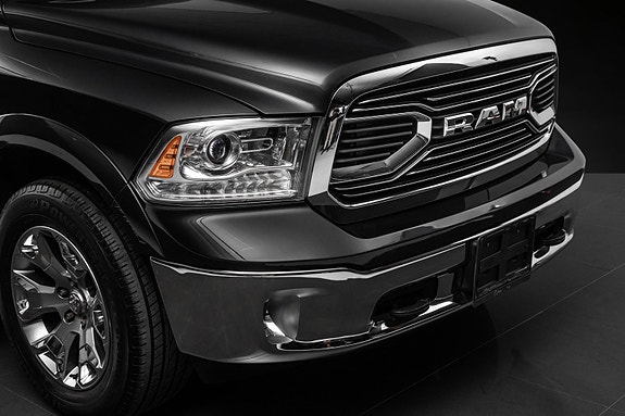 Dodge RAM 1500 3 of 30