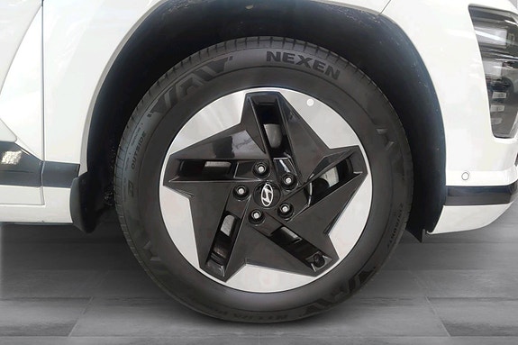 Hyundai Kona 15 of 24