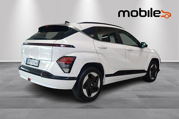 Hyundai Kona 3 of 24