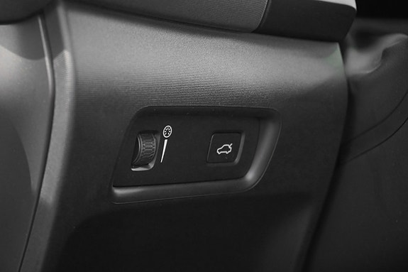 Polestar 2 18 of 30