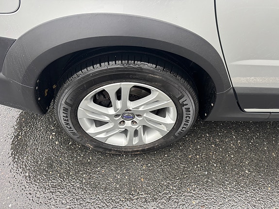 Volvo XC70 3 of 15