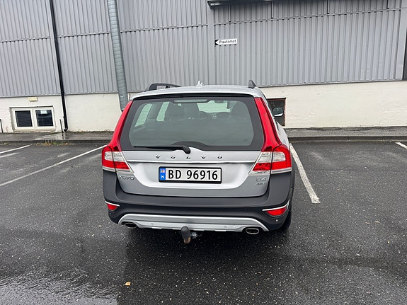 Volvo XC70 6 of 15