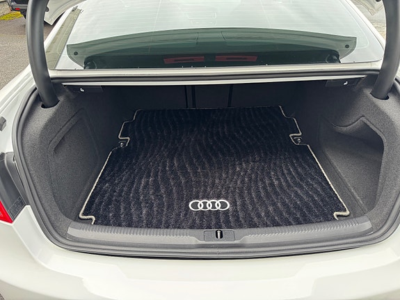 Audi RS5 29 of 30