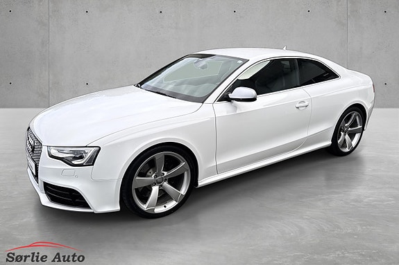 Audi RS5 2 of 30