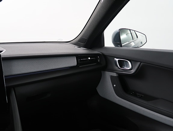 Polestar 2 15 of 30