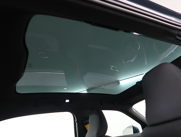 Polestar 2 28 of 30