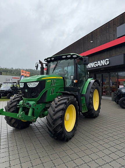 John Deere 6125R 2 of 11