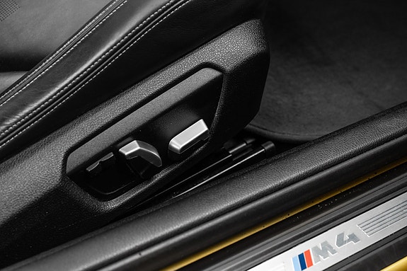 BMW M4 21 of 30
