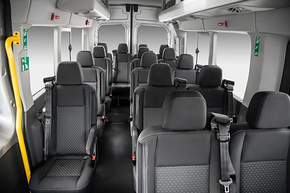 Ford Transit 17 of 23