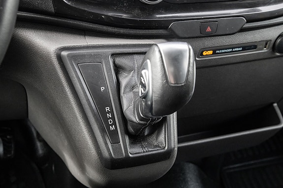 Ford Transit 12 of 23