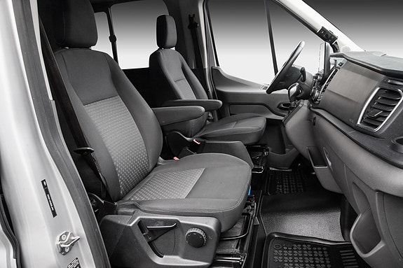 Ford Transit 6 of 23