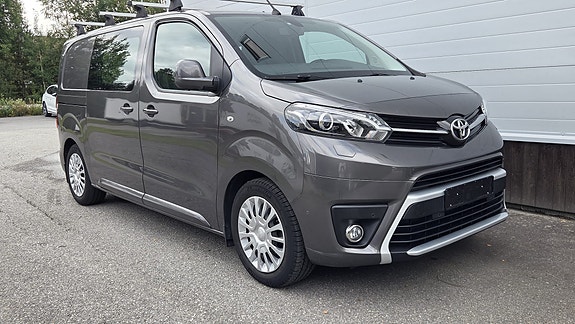 Toyota Proace 4 of 15