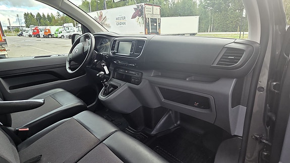 Toyota Proace 13 of 15