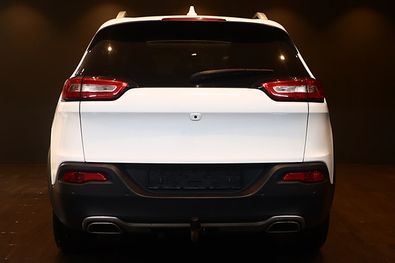 Jeep Cherokee 9 of 30